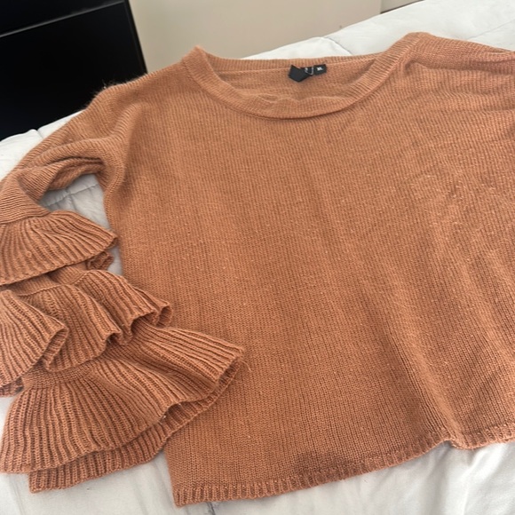 H&M Rust Sweater with Ruffled Sleeves - Picture 1 of 4